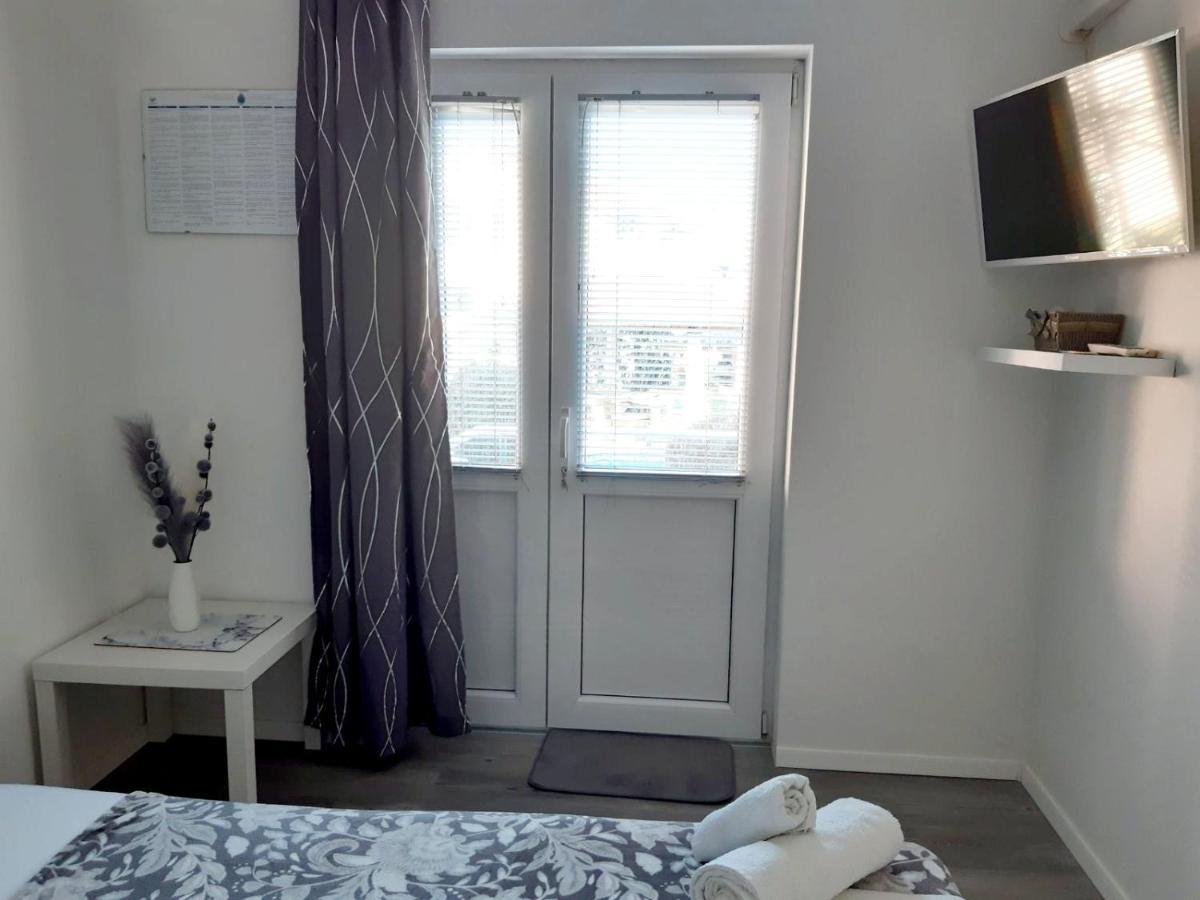 Double Room Garden View